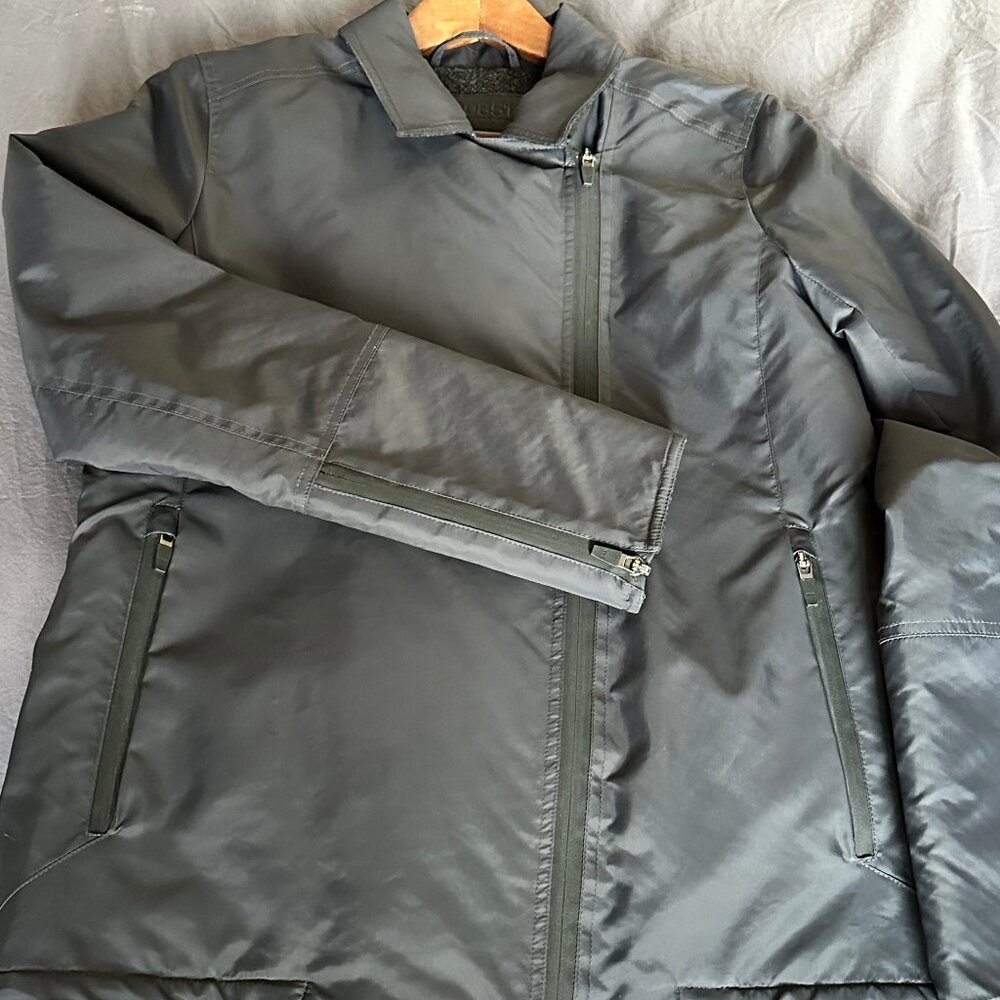 Made in Canada - Montreal brand m0851 Rain Jacket